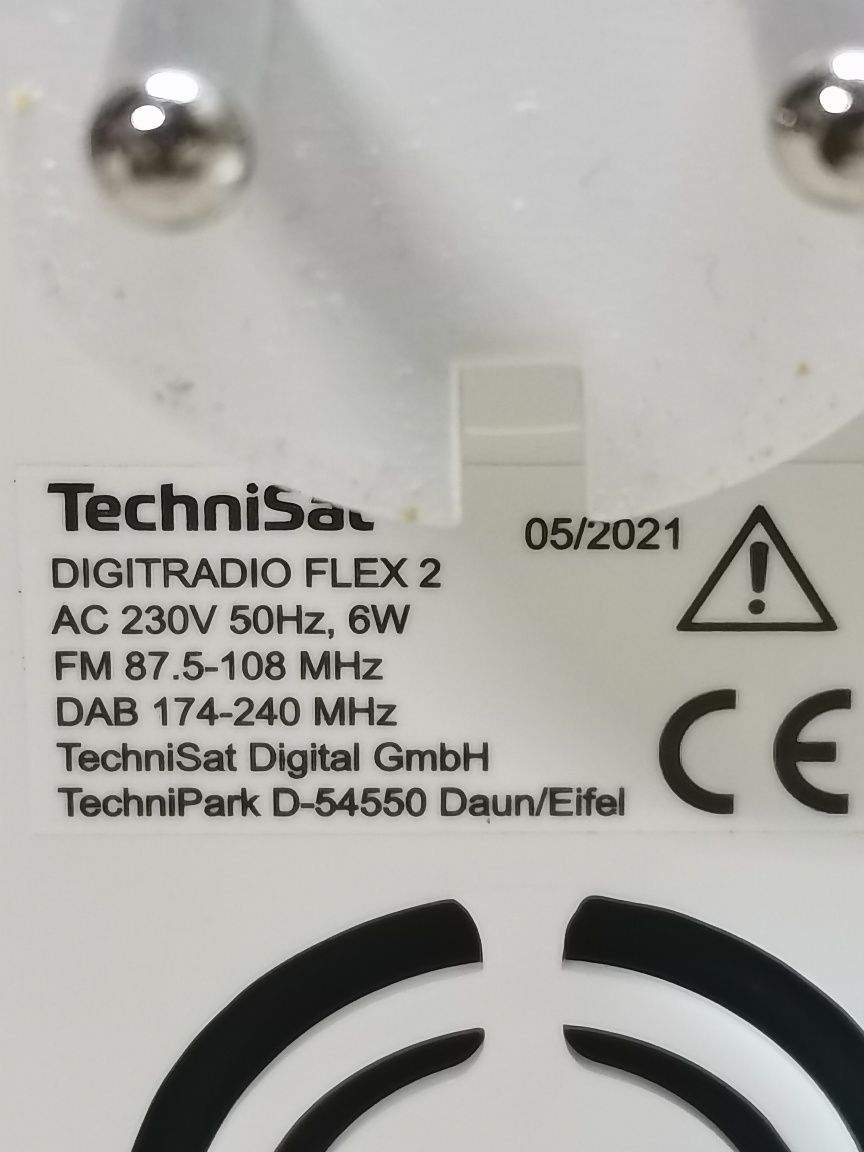 TechniSat DIGITRADIO Flex 2 – radio z gniazdkiem DAB Bluetooth