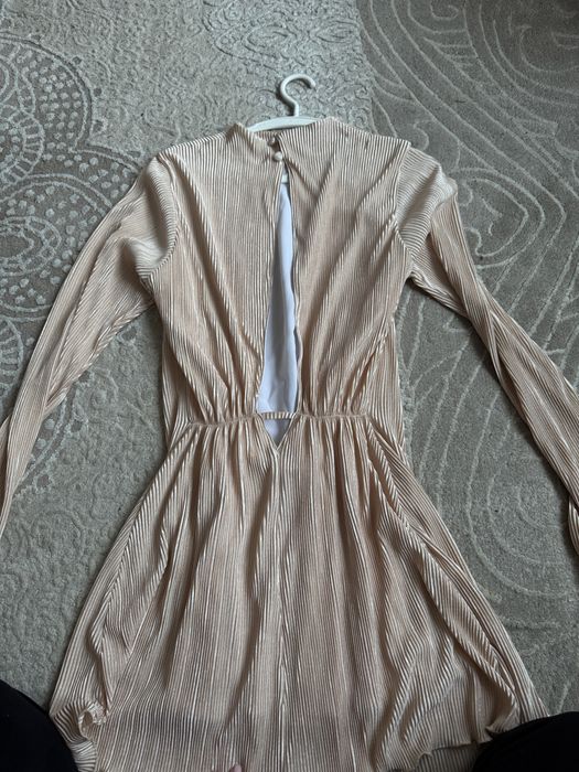 Нова сукня атлас пліссе Bellefemme