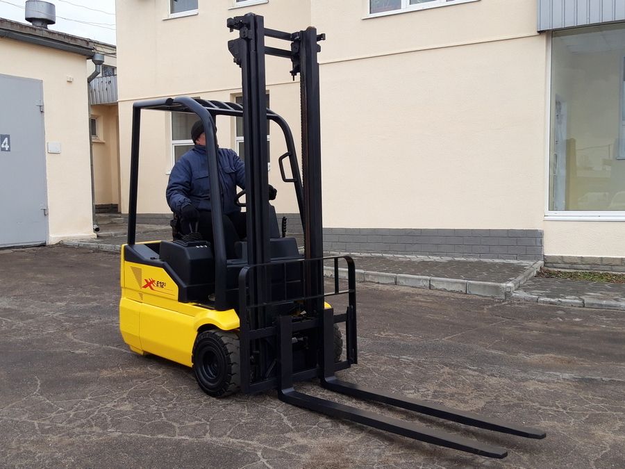 Аренда вилочного погрузчика от 1 мес, погрузчик 1,5-4т, аренда кары