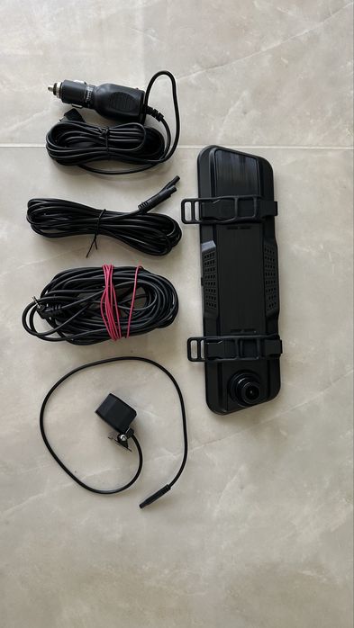 Продається дзеркало з реєстратором та камерою заднього виду