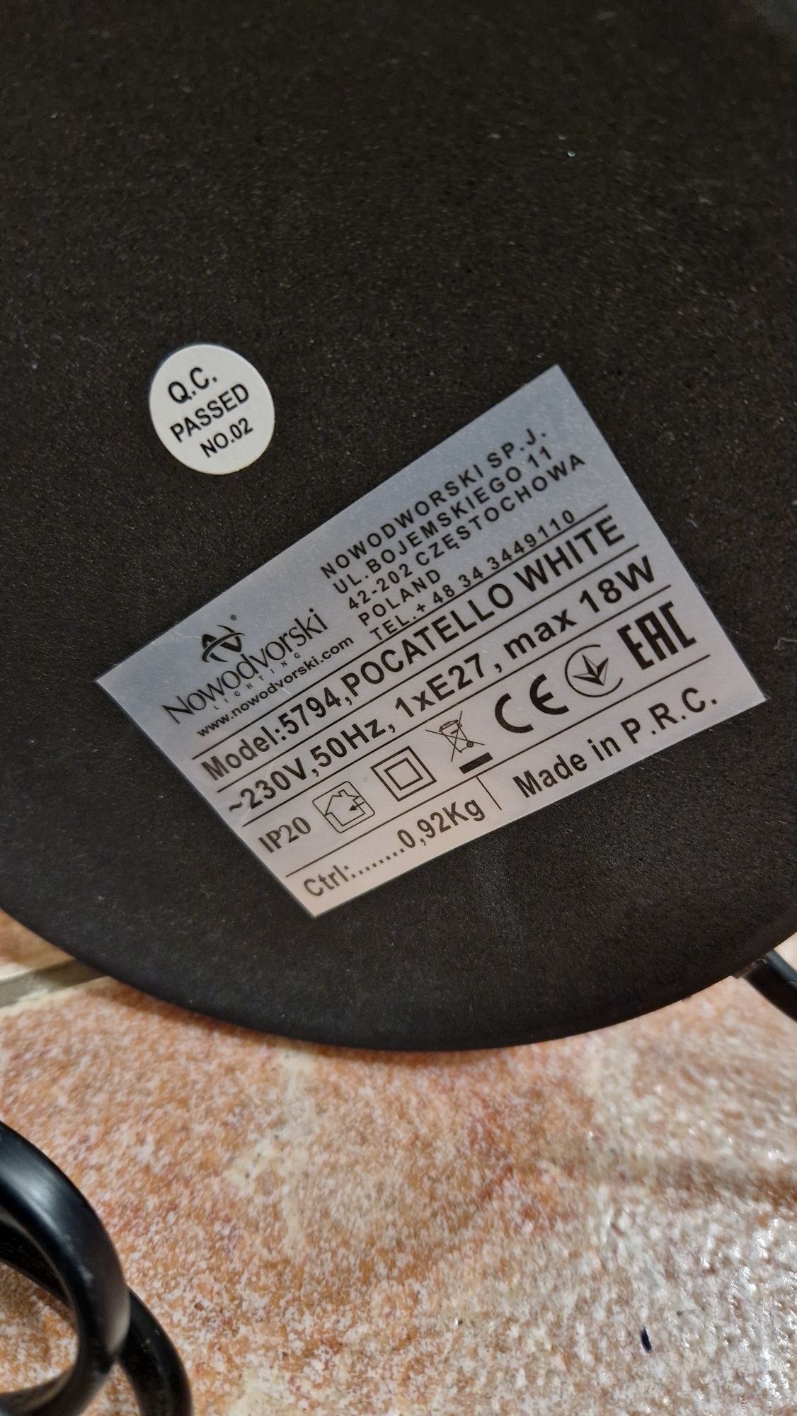 Lampka biurkowa biała