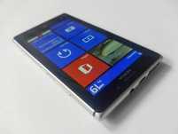 Smartfon Nokia Lumia 925 1GB /16GB 4G (LTE) white + ZESTAW