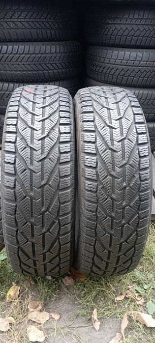 Bridgestone 215 60 r17 2шт шини б'у зимова резина з Європи
