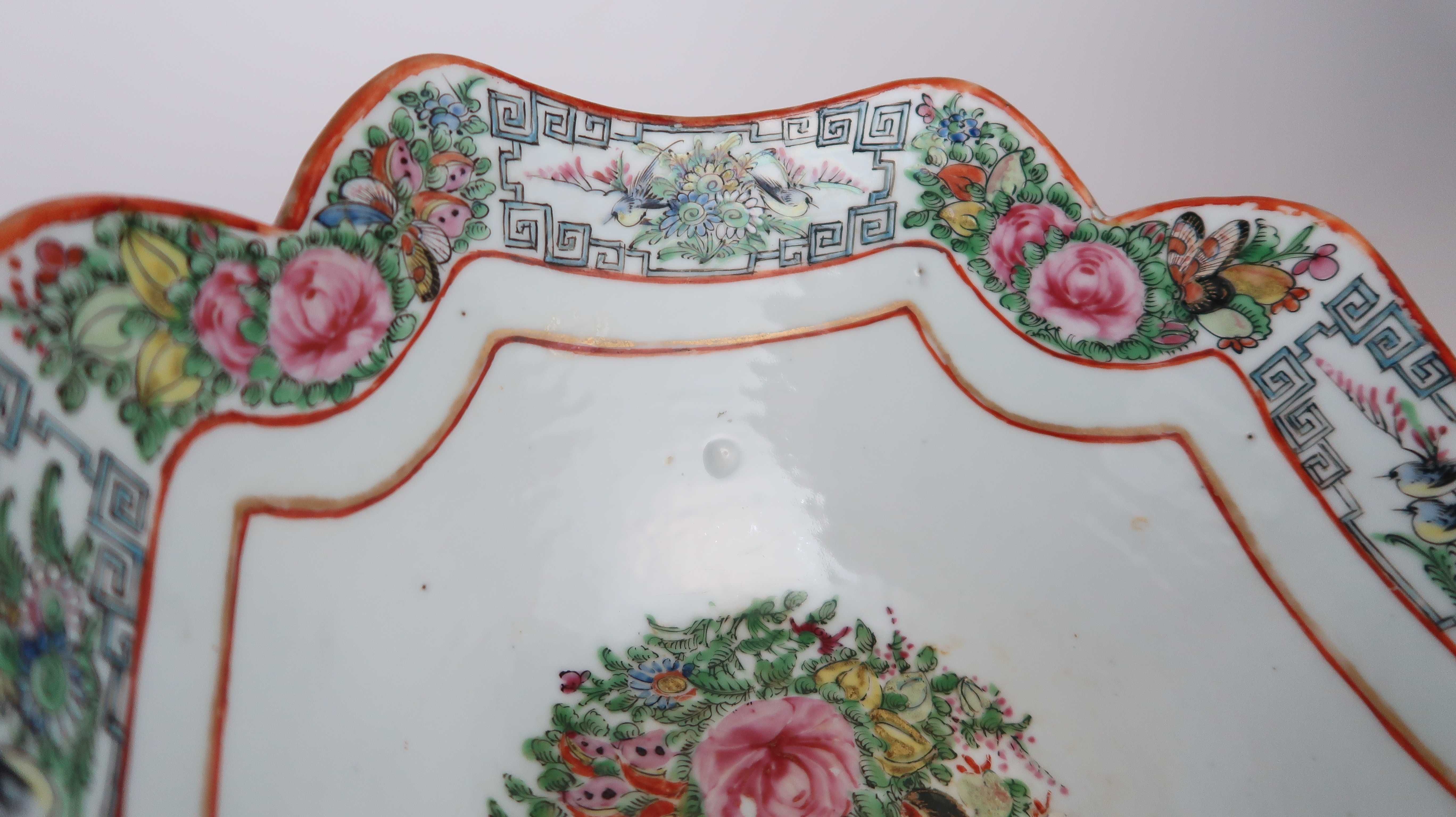 Fruteiro antigo em Porcelana da China - Família Rosa