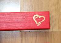 pudełko prezentowe na biżuterię łańcuszek bransoletkę serce kruk