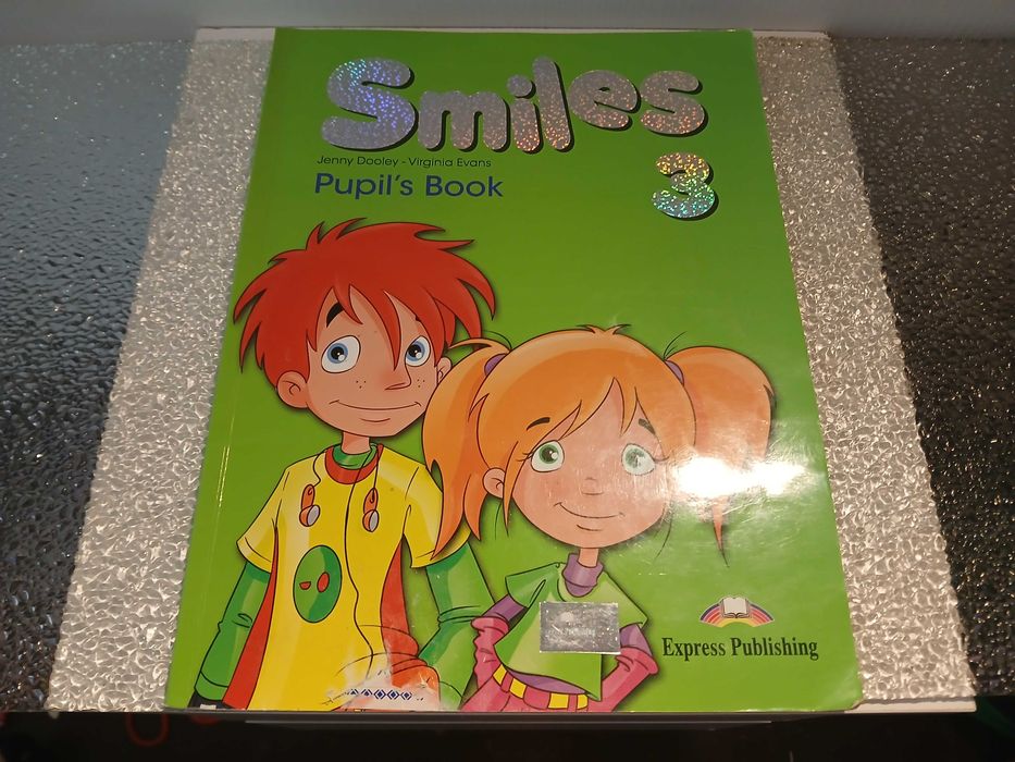 Smiles 3 Pupil's Book  EXPRESS PUBLISHING