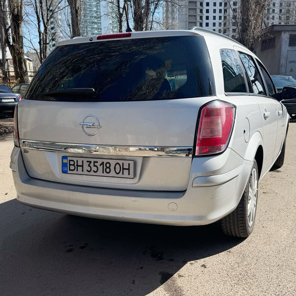 Opel Astra H 2010год 1,7 дизель, МКПП. Обслужен, 230т пробег