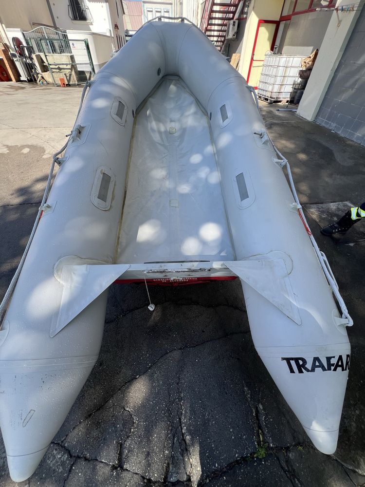 Barco Pneumático QuickSilver- (Restaurado) com Motor de 18cv Tohatsu