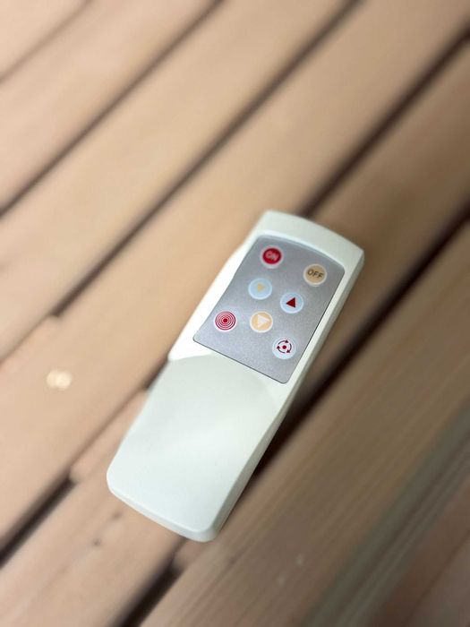 Sauna fińska wewnętrzna 150x150, 4 os., piec HARVIA 6kw, audio