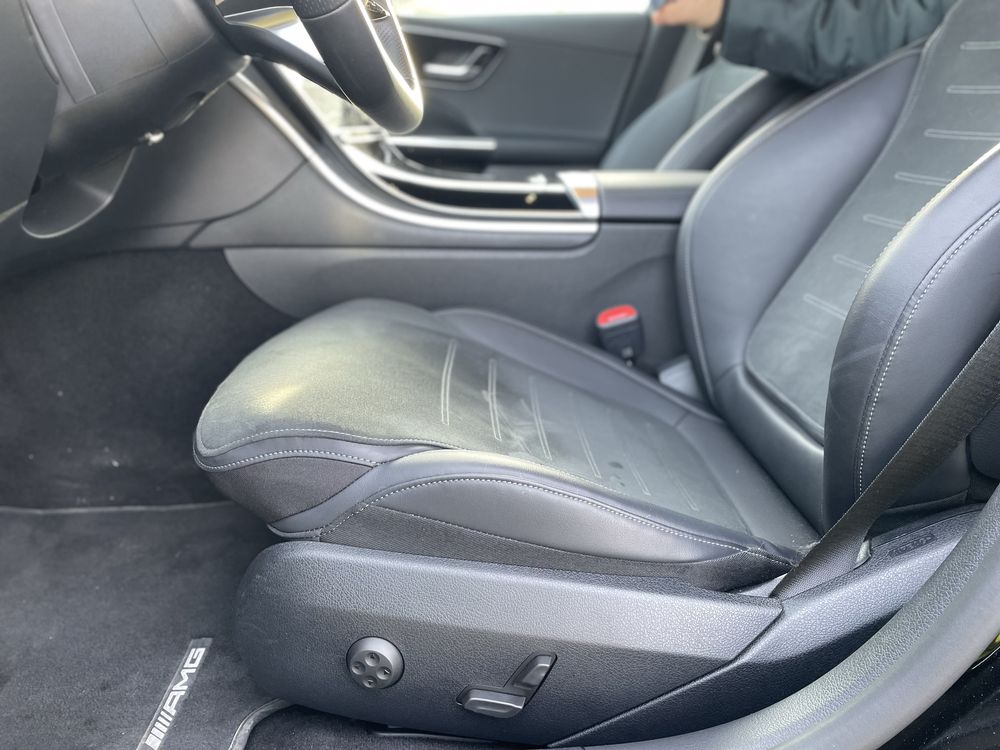 Mercedes C 300e 2023 com iva dedutivel