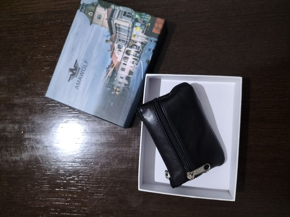 Porta moedas e notas em pele preta