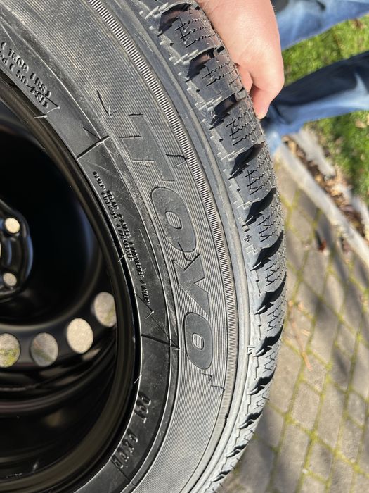 Toyo Celsius 215/55 R16