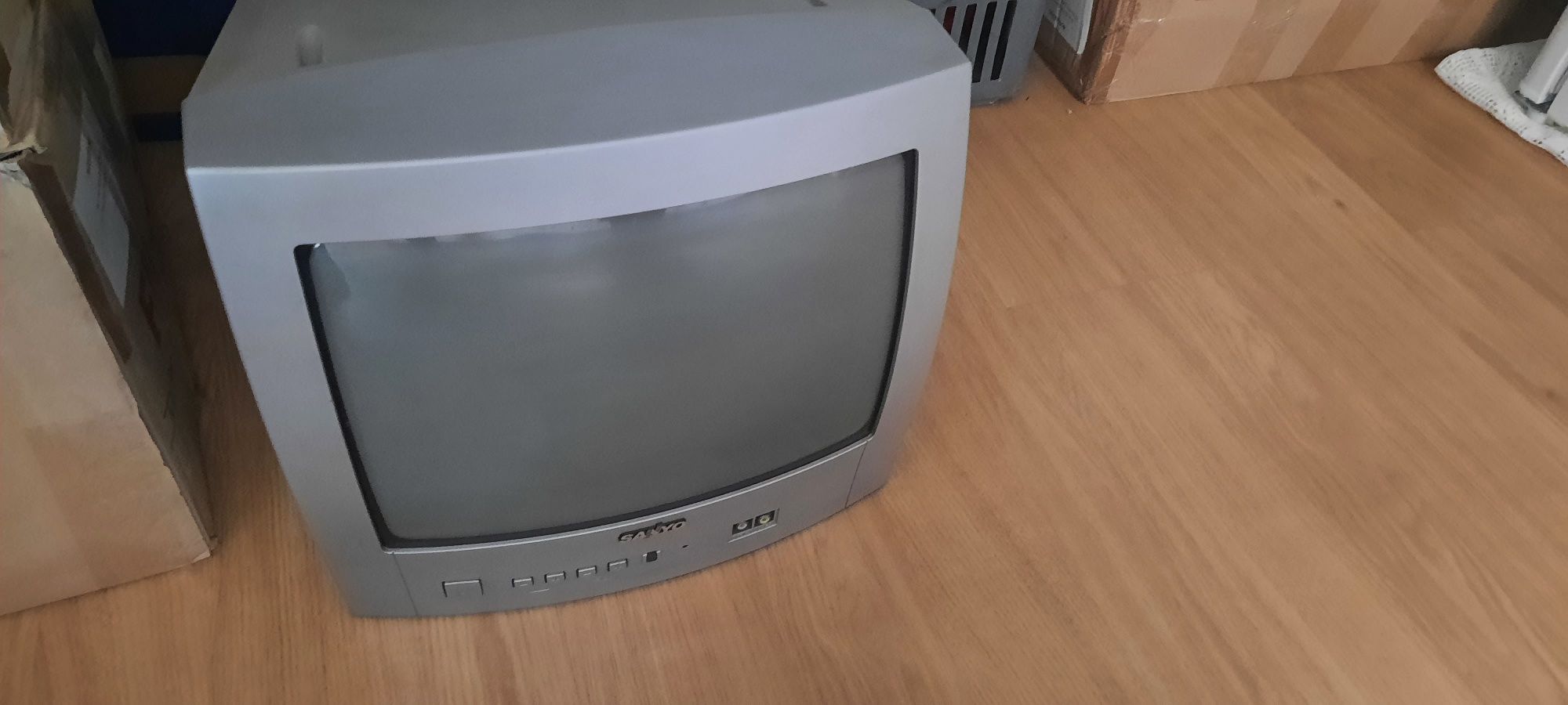 Televisão Sanyo CE14TN4