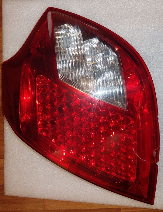 Фонарь  2 шт стоп ліхтар киа сид, kia ceed 2010-2012