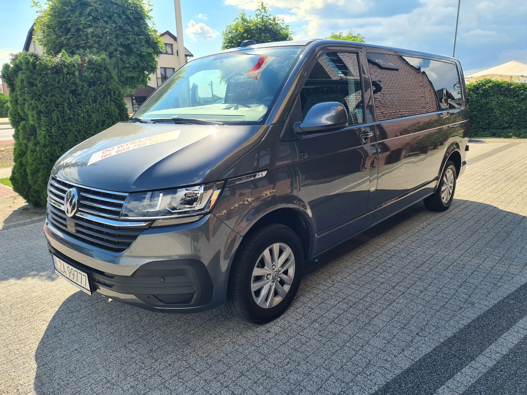 Wynajem busa 9 -cio osobowego , Carevelle , Automat ,rok  2021
