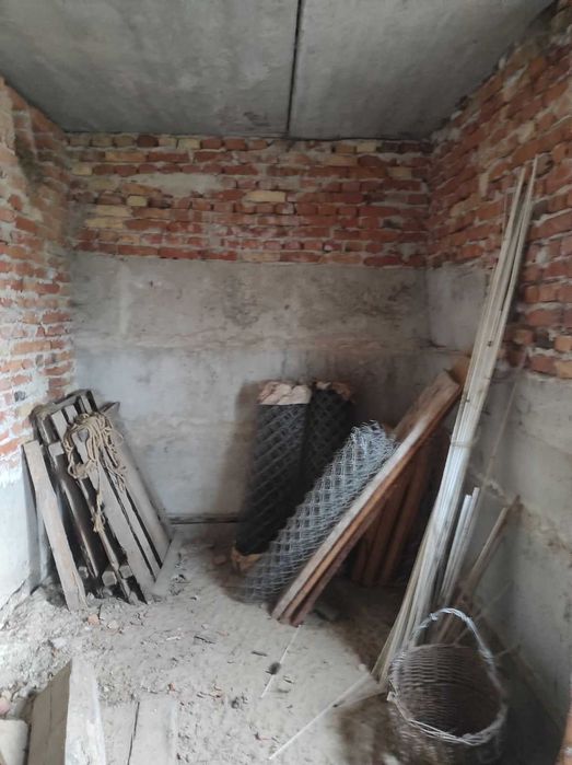 будинок та земельна ділянка 10 сот., м. Радехів