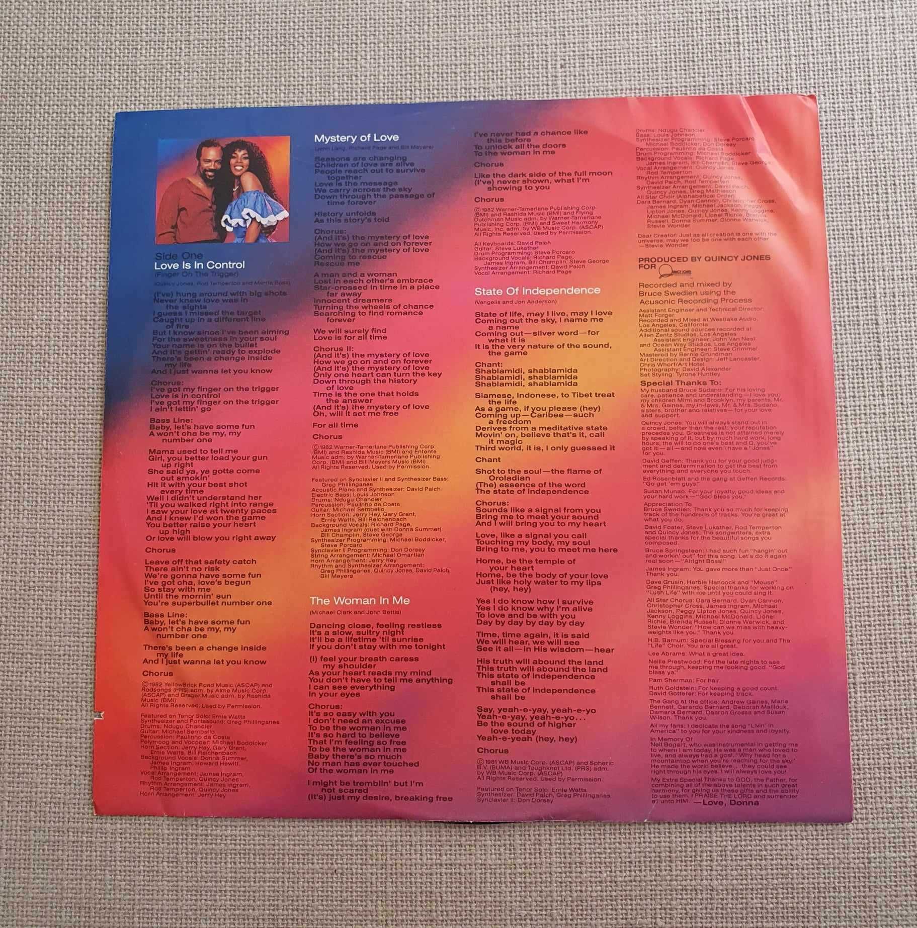 Lp vinil Donna Summer        Love is on Control