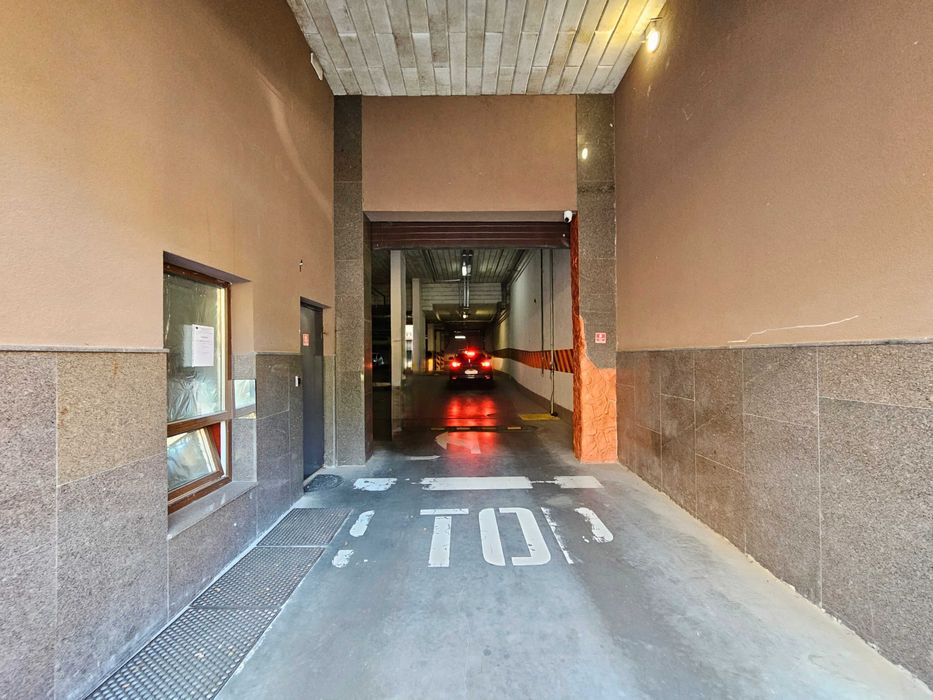 БЕЗ% Продаж місця в підземному паркінгу у ЖК Подол Град