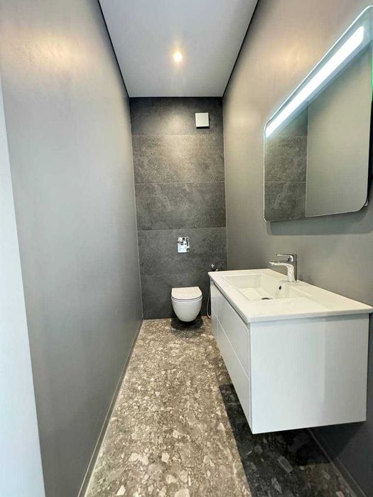 Продам Будинок/Таунхаус з ремонтом, меблями та технікою у Вовчинцях!!!