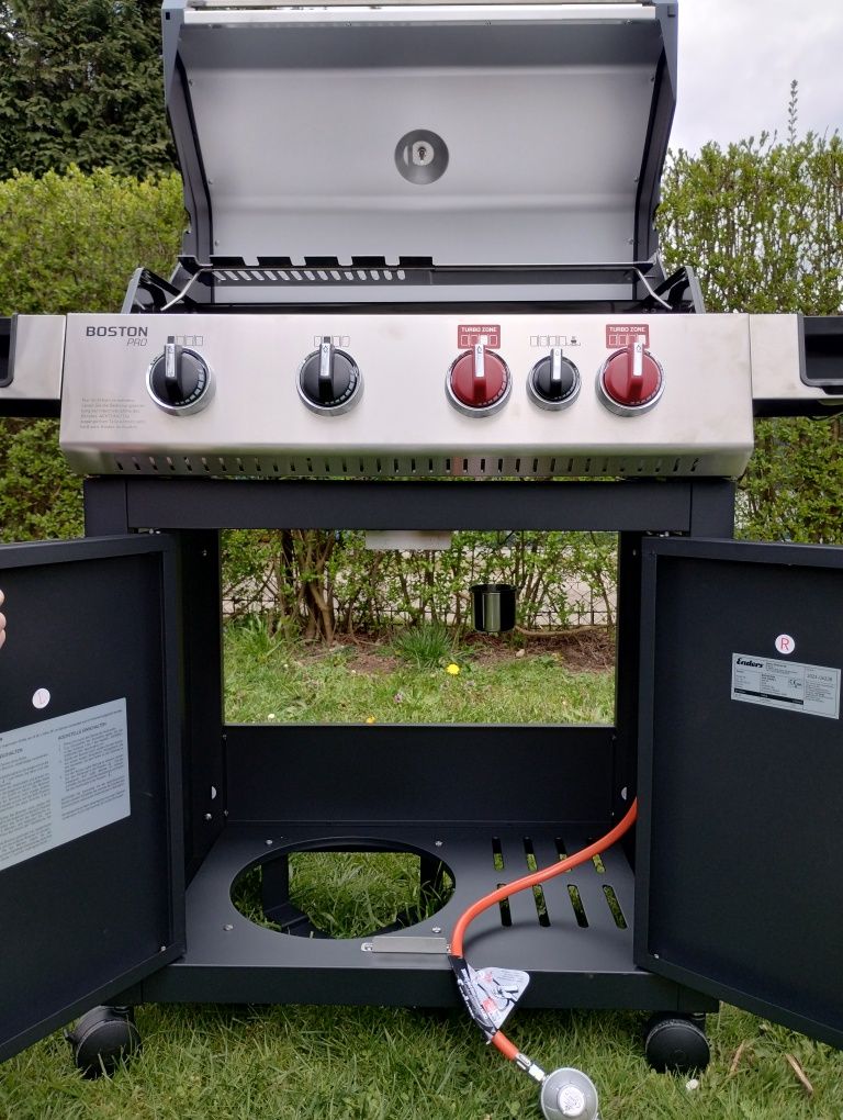 Grill gazowy Enders Boston pro 4 KR Turbo 2