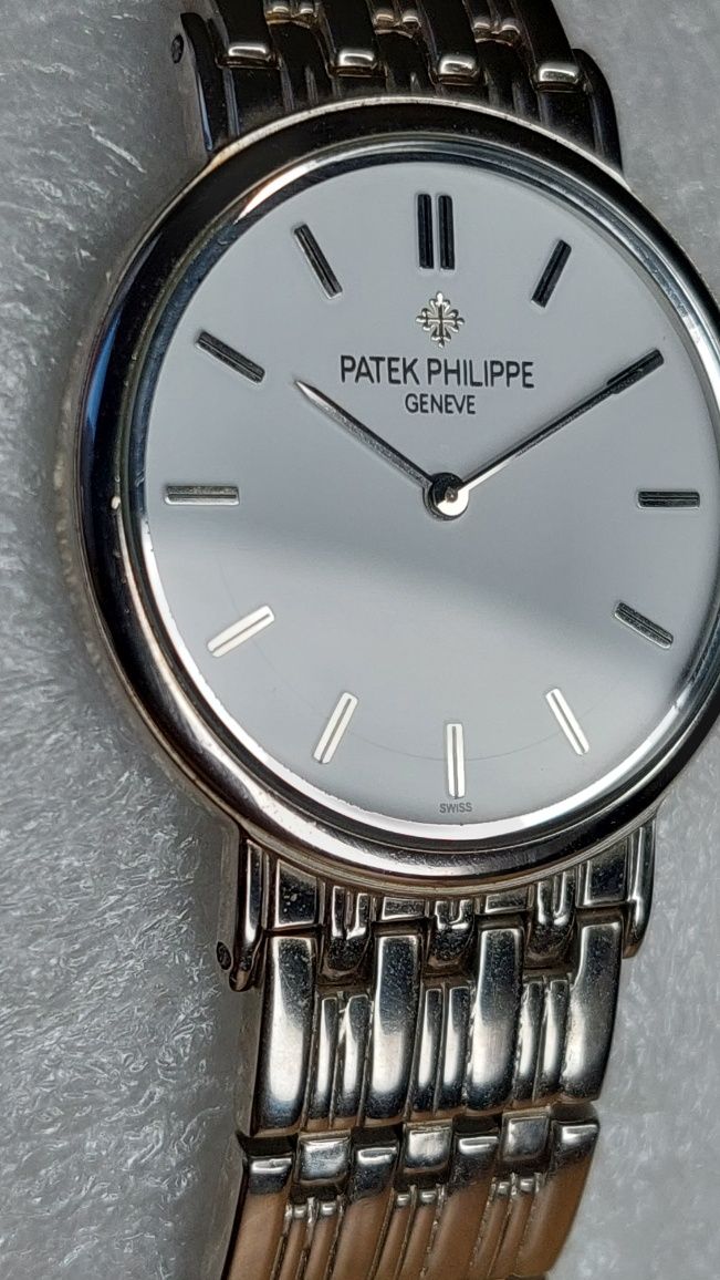 Часы кварцевые  PATEK PHILIPPE