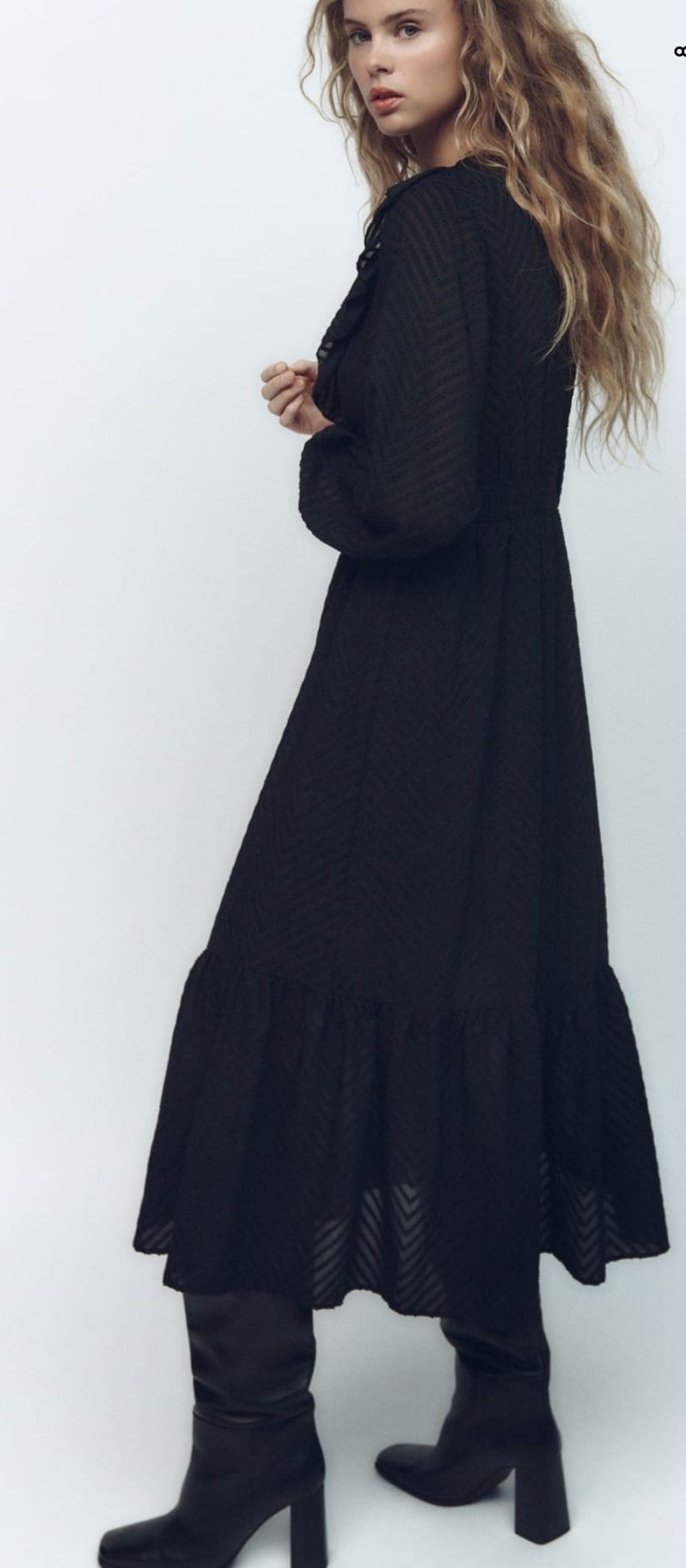 Zara, sukienka midi z falbaną z tkaniny plumeti, S
