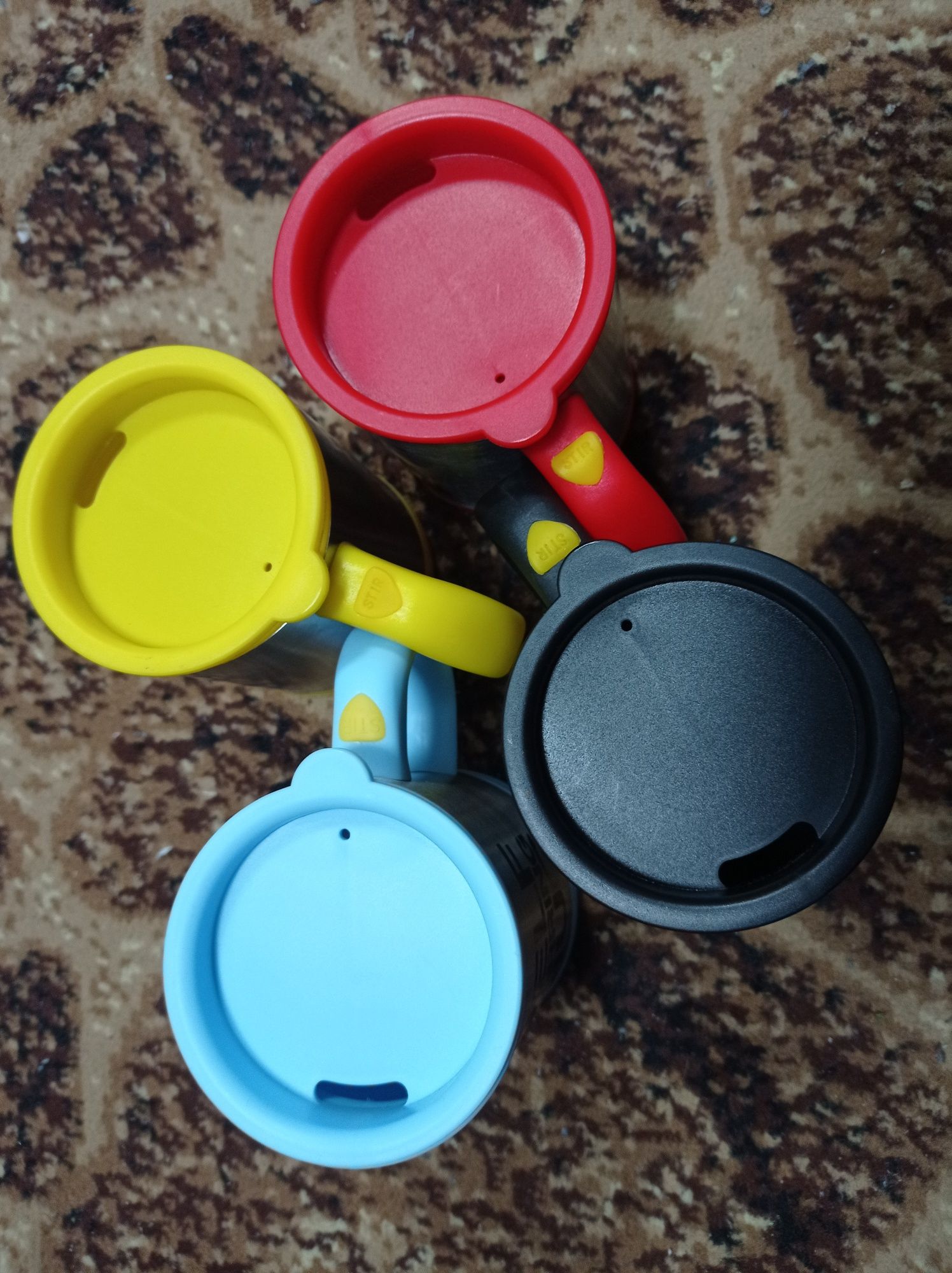Чашка мешалка Self stirring mug новые