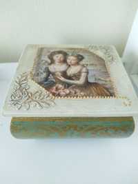 шкатулка, коробка деревянная ручной работы15х15 см