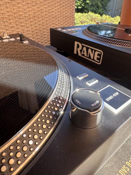 2x Rane Twelve MK2 Gramofony