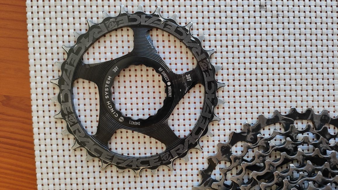 Групсет Sram Gx 11-швидкісний (касета Sram 10-42, зірка Race Face 30T)