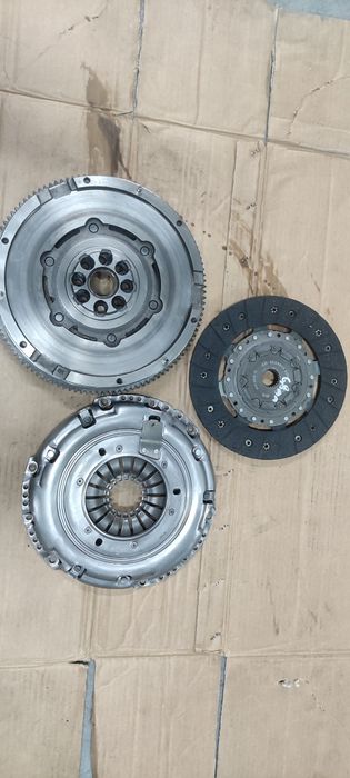 Sprzęgło koło dwumasowe komplet 1.8 tdci Ford Focus mk2 C-max Mondeo