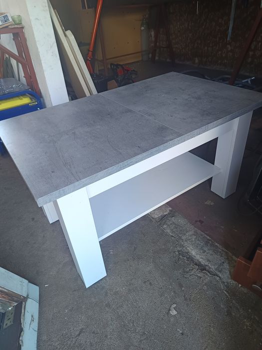 Ława rozkładana biała z blatem w kolorze kamienia