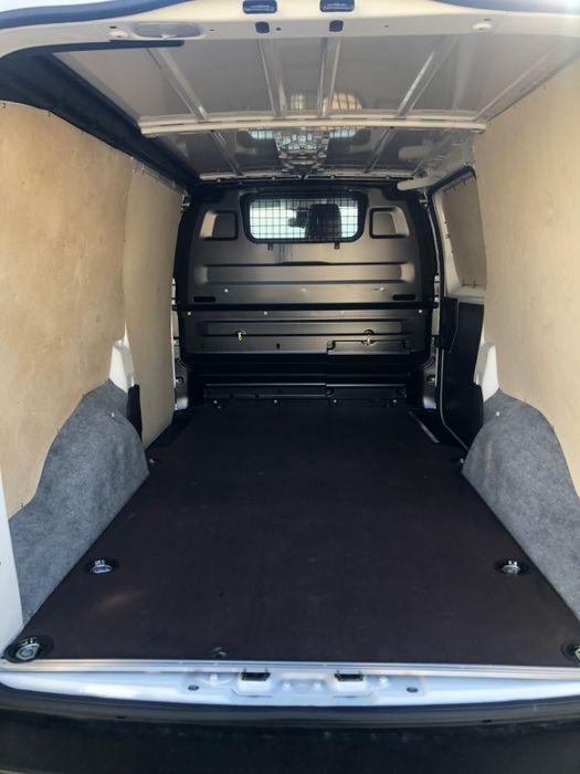 Toyota Proace L3H1 zabudowa auta