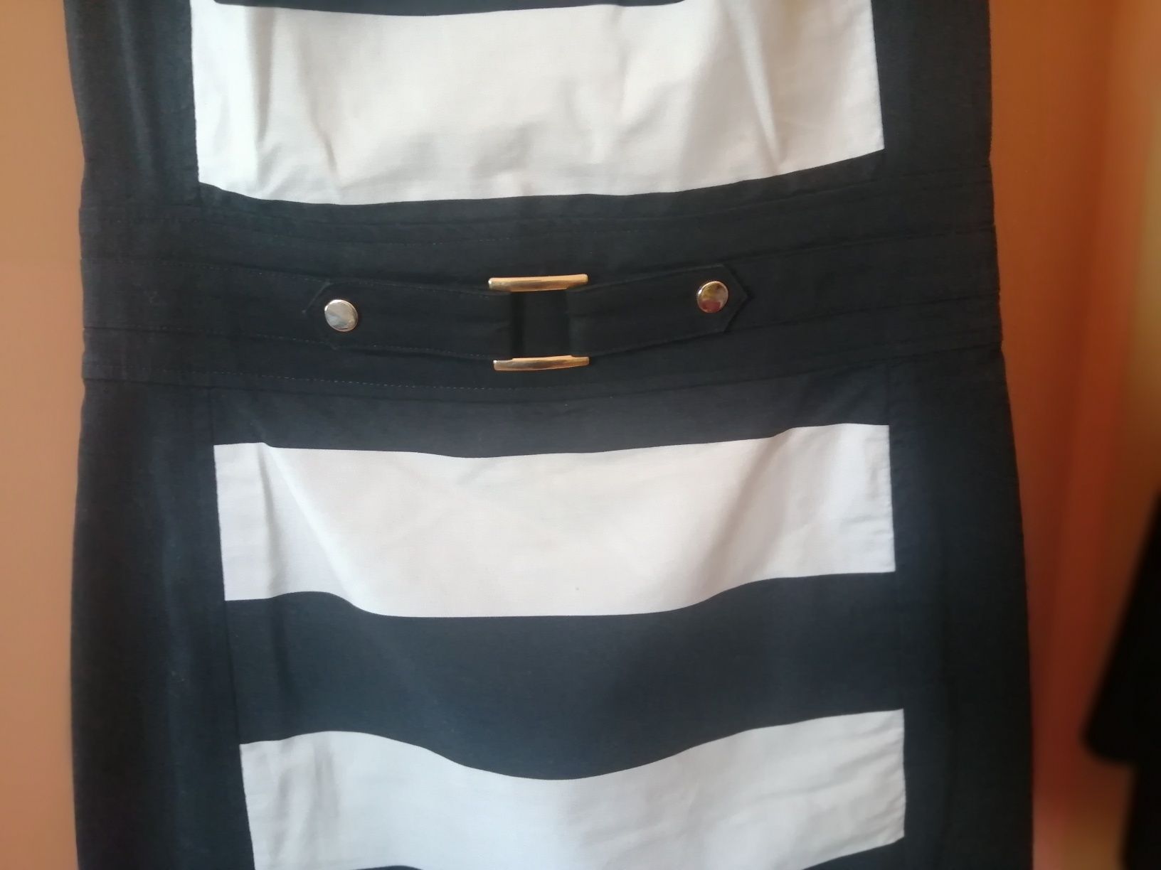 Vestido preto e branco  40 El corte inglês