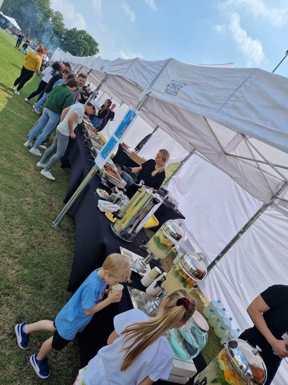 Namioty ekspresowe piknikowe cateringowe wystawiennicze WYNAJEM