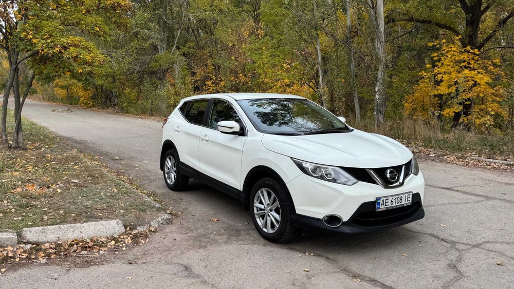 Продам автомобіль Nissan Qashqai 2017, дизель