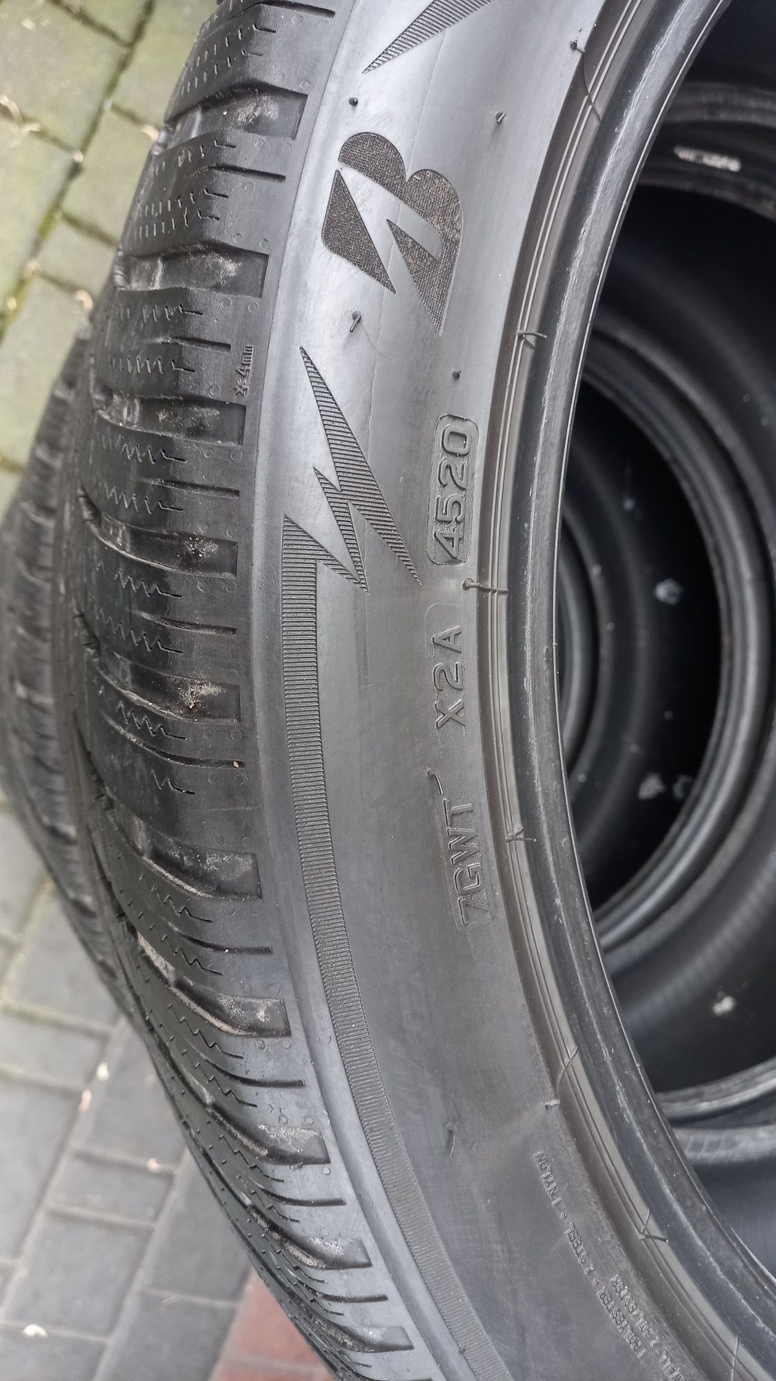 Opony Zimowe Bridgestone Blizzak 285/40/21  4520rok