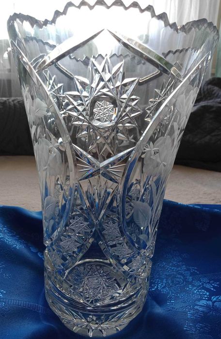 Wazon kryształ PRL kwiaty