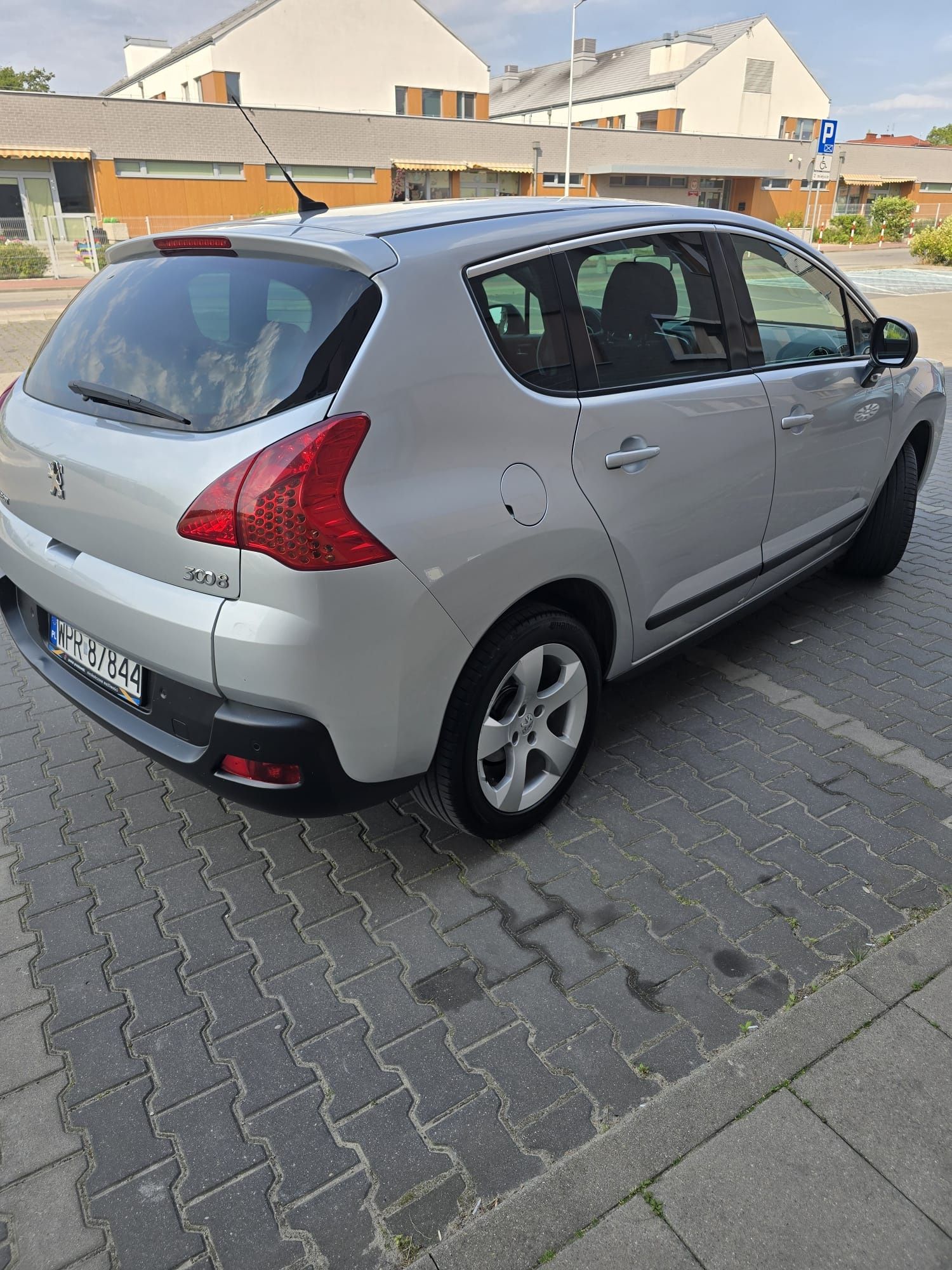 Peugeot 3008 rok 2012