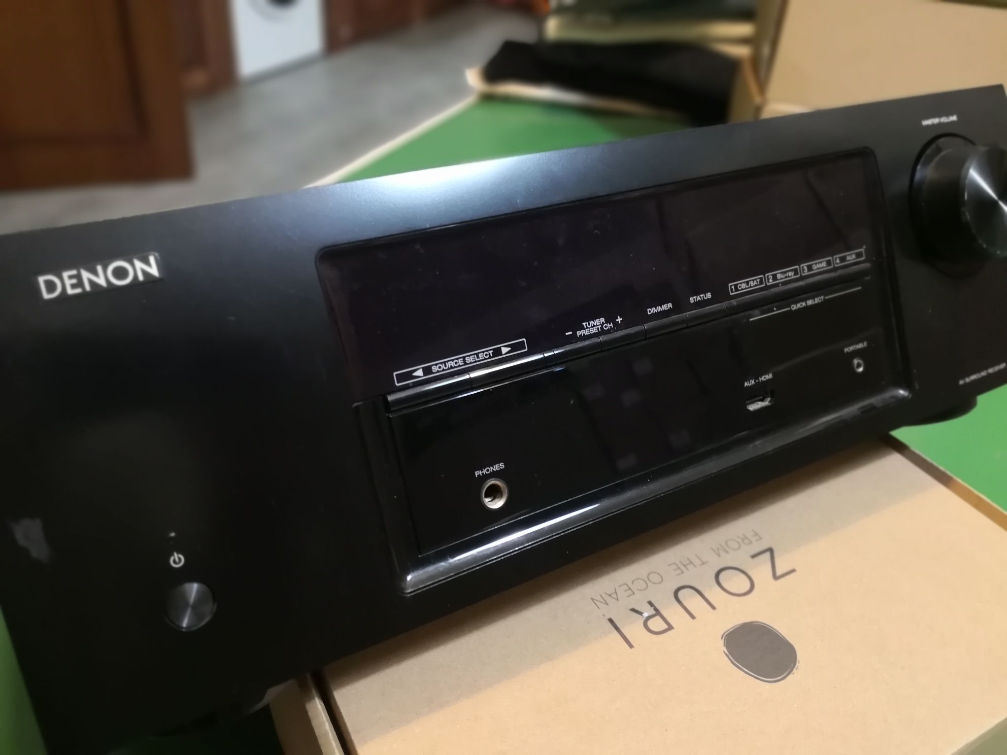 Denon AVR-X500 - 110 Watts - 5.1 Canais - 3D - DTS-HD - 5xHdmi