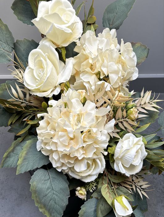 Kompozycja nagrobna stroik na płyte