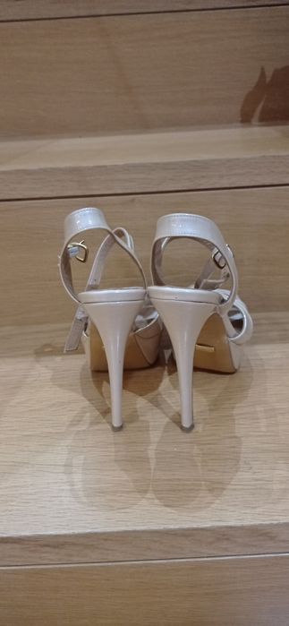 Sandálias da marca samelli