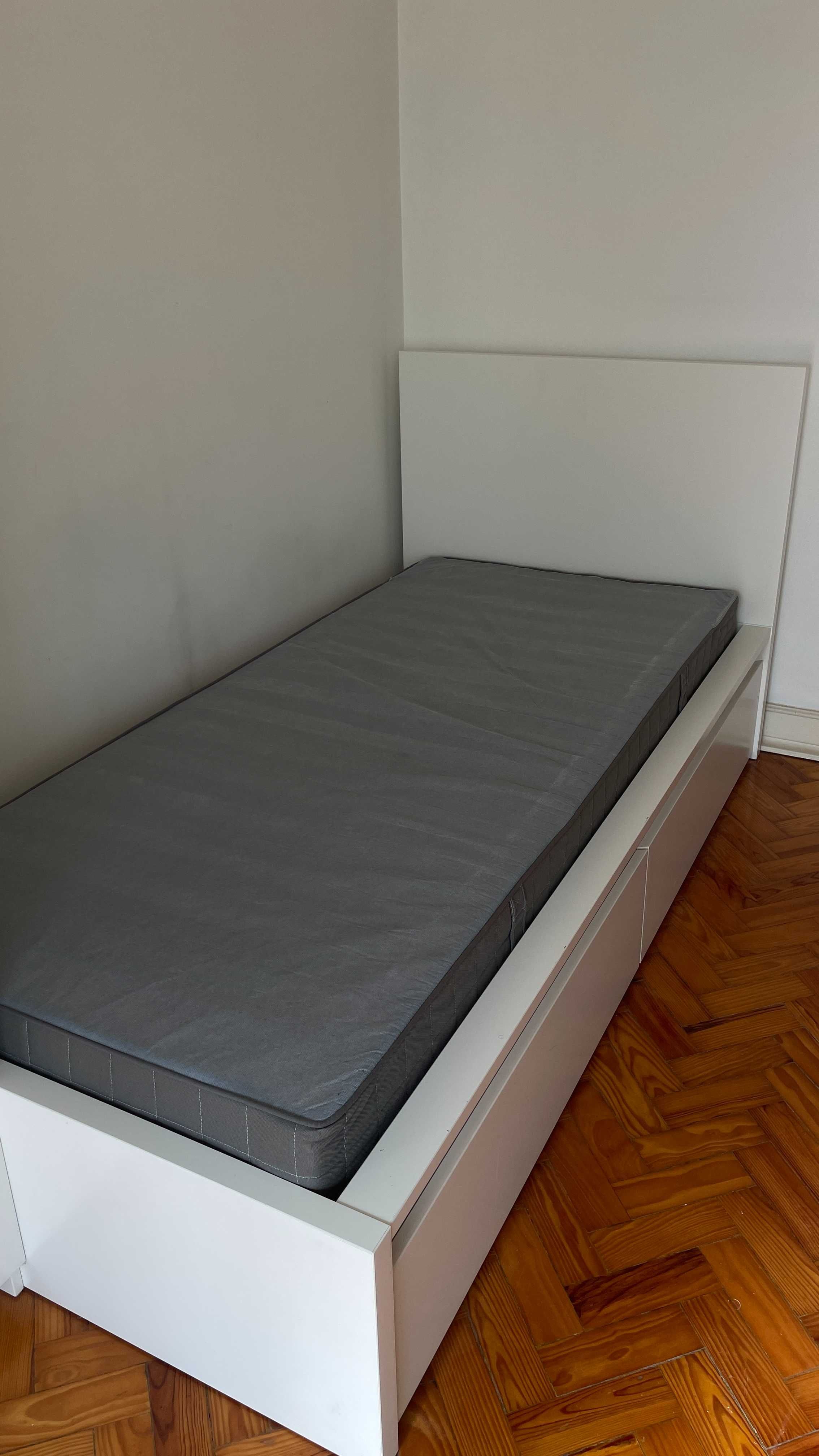 Cama Solteiro IKEA MALM + Colchão + Gavetas