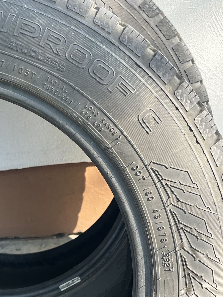 Opony zimowe do busa wzmacniane Nokian 205/65/R16 C