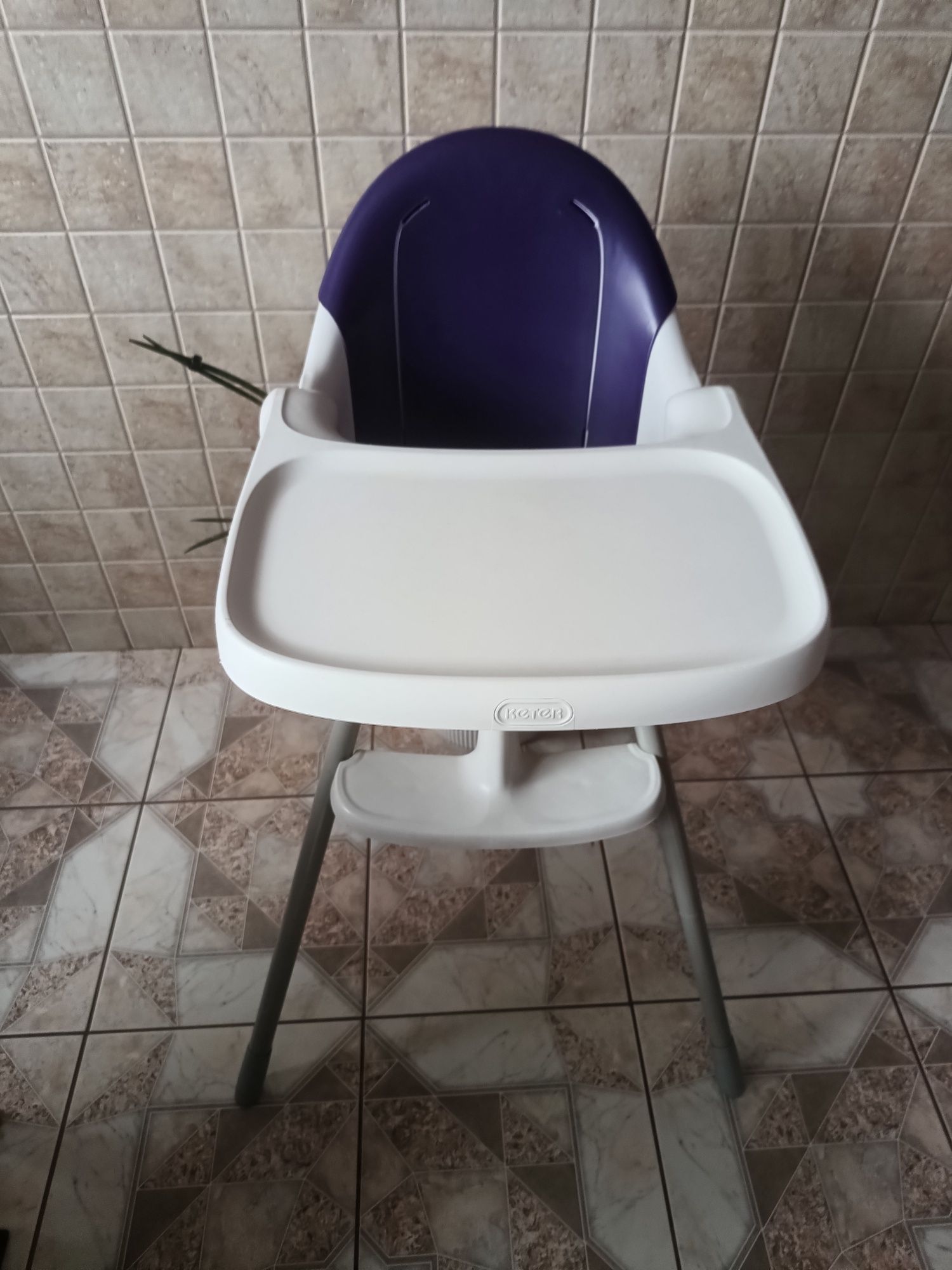 Krzesełko do karmienia Keter 3w1
