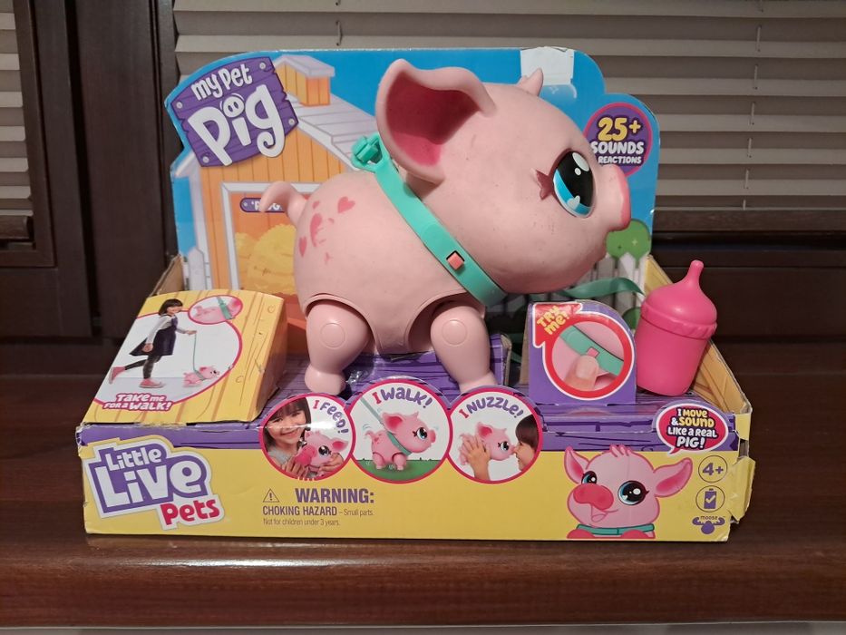 Interaktywna świnka LITTLE LIVE PETS PIGGLY chodziI tańczy