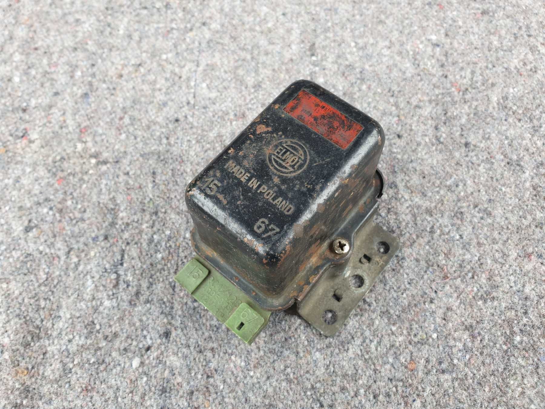 Regulator napięcia Fiat 125p Żuk Nysa Polonez alternator 15 67 RC1/12B