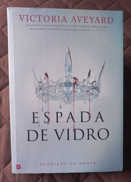 Espada de Vidro - Victoria Aveyard (Saga Rainha Vermelha 2)