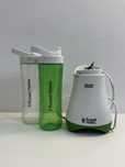 Blender kielichowy + 2 bidony Russell Hobbs