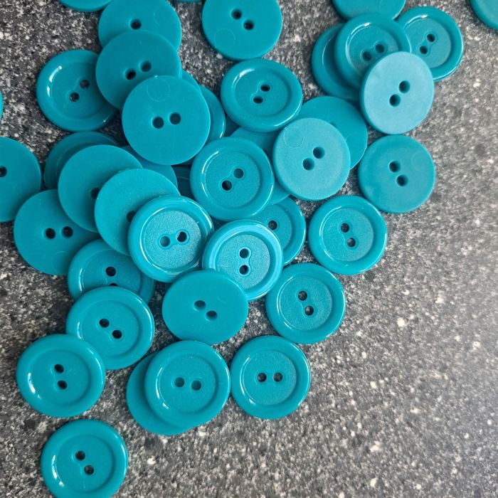 Guziki plastikowe Turkus 250 sztuk
